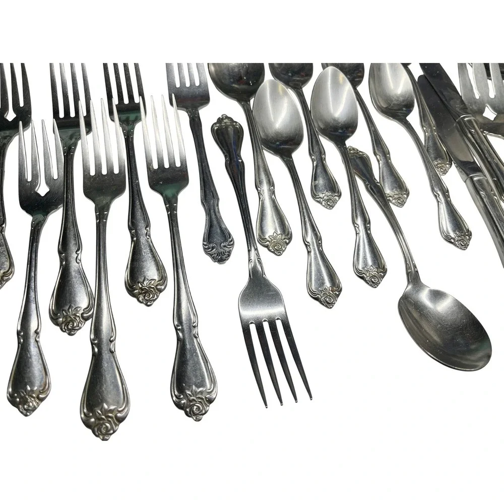 Oneida Silver‎ Stainless Steel Flatware Set Rose Floral Embossed Cottagecore